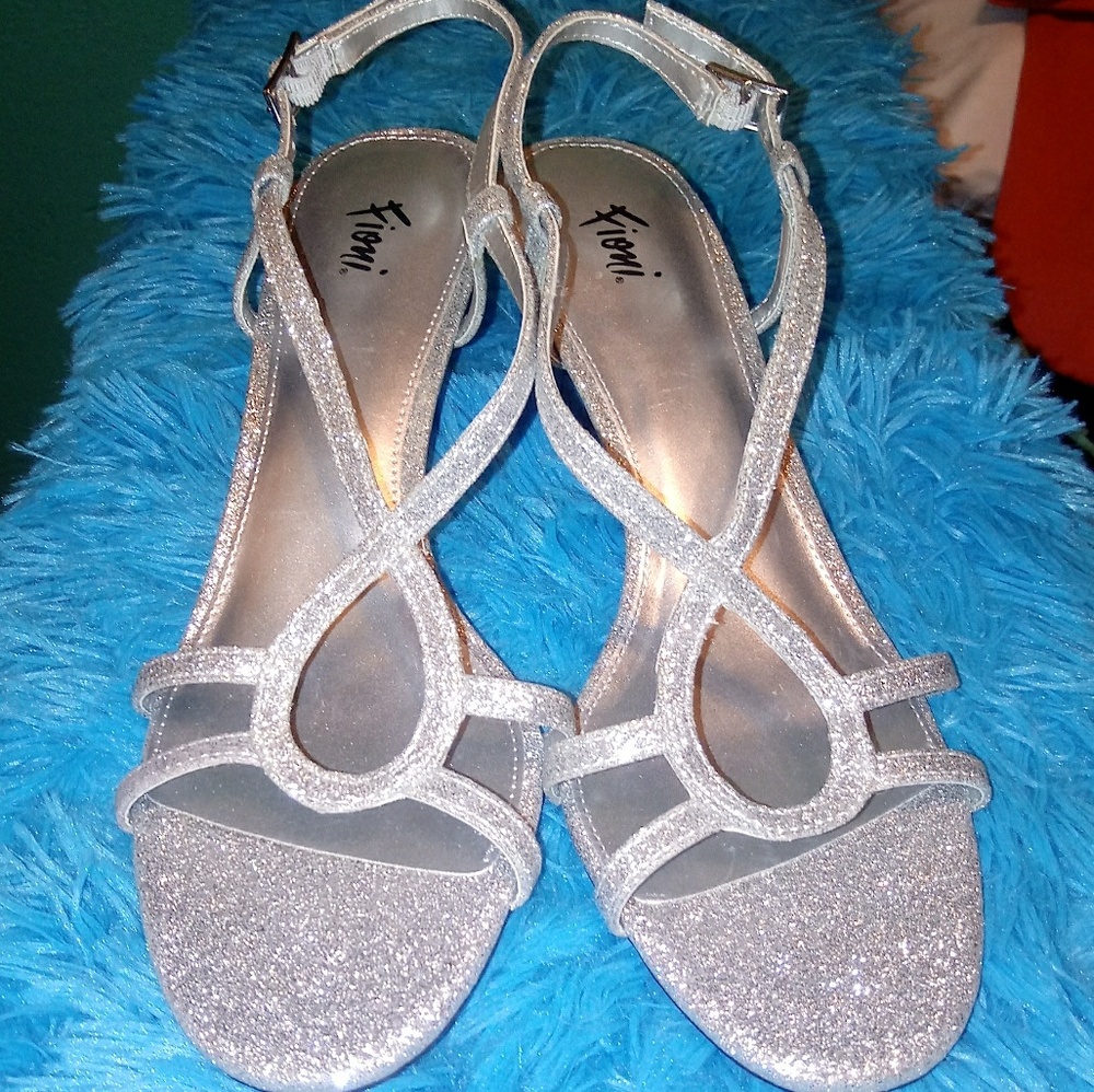 Fioni sparkly heels
